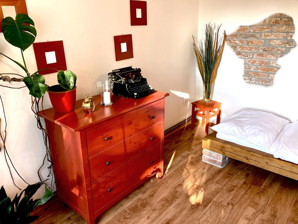 Apartmany Tones Hanusovice Экстерьер фото