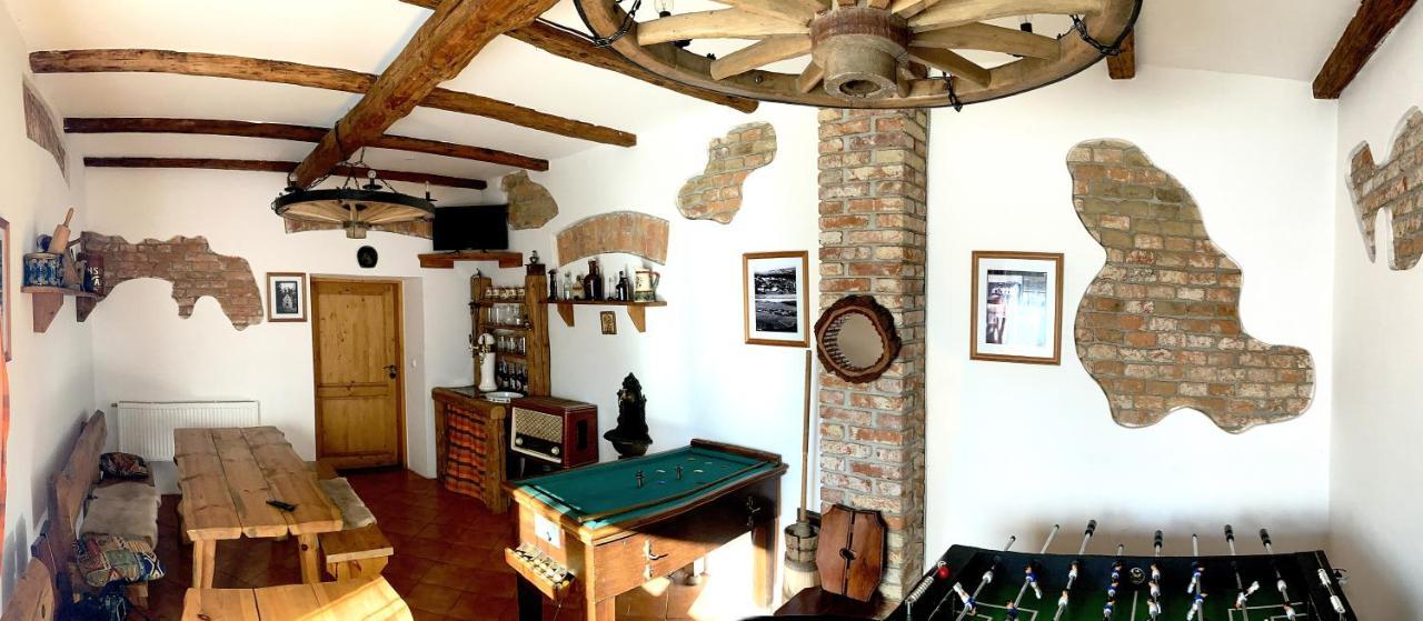 Apartmany Tones Hanusovice Экстерьер фото