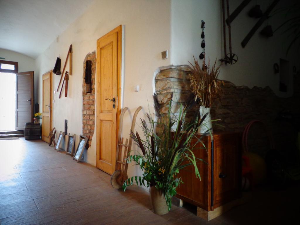Apartmany Tones Hanusovice Экстерьер фото